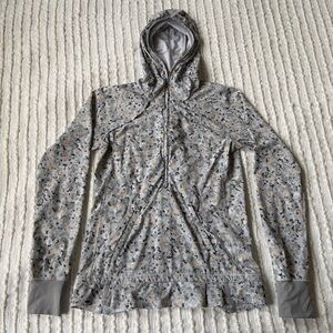Lululemon Petit Fleur Lightened Up Pullover Ruffle Hoodie Jacket Gray Size 4